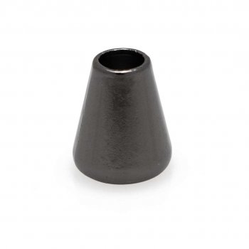 En högblank ändstopp i metall i färgen gunblack.