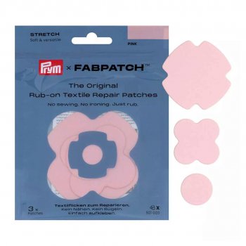 Tre ljusrosa laglappar från FabPatch i en blå förpackning.