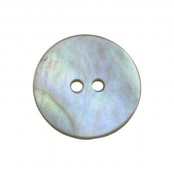 En vacker pärlemoknapp i naturvit färg med diameter 20mm.