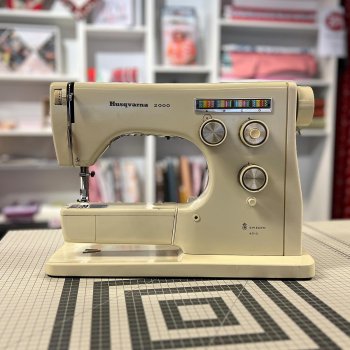 Begagnad Husqvarna 6010 symaskin