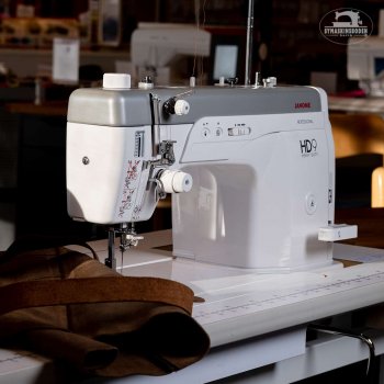 Janome HD9 Raksömsmaskin
