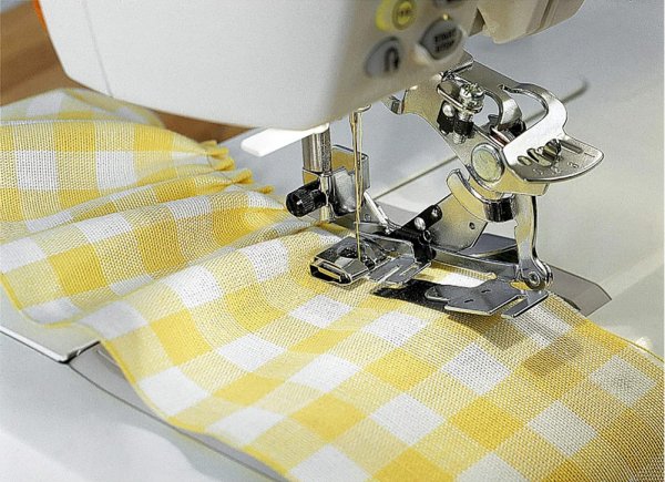 Appart för rynkning och plissering på Husqvarna symaskiner