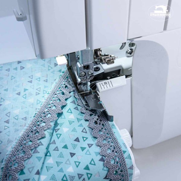 b5002s08ae-spetsapplikationsfot-babylock-symaskinsbodenbutik