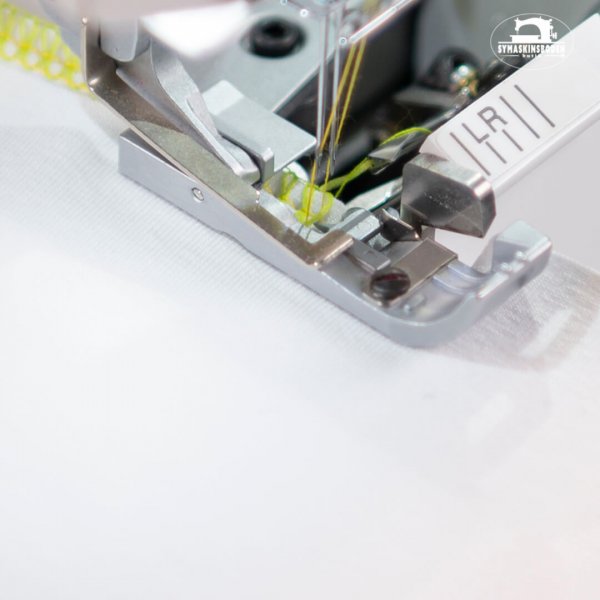 Standardpressarfot Babylock imagine och victory