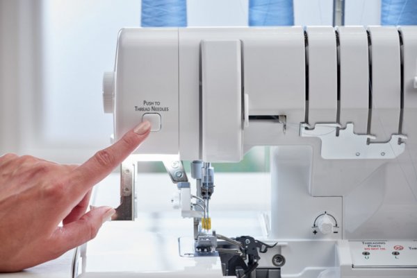 Få med extra pressarfötter till Baby Lock Acclaim med värde 2800:-