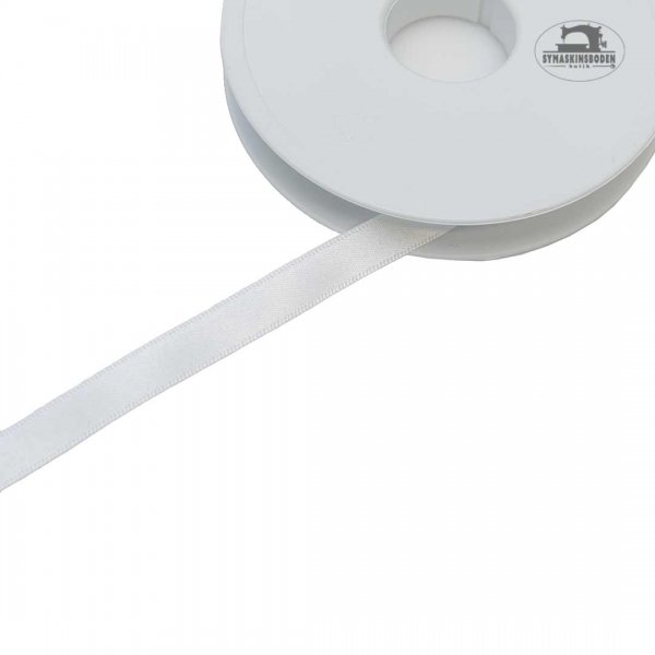 Ett vitt satinband som är 10mm brett