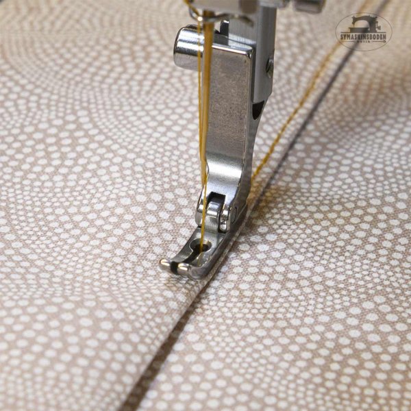 Brother-smal-pressarfot-till-raksömsmaskin