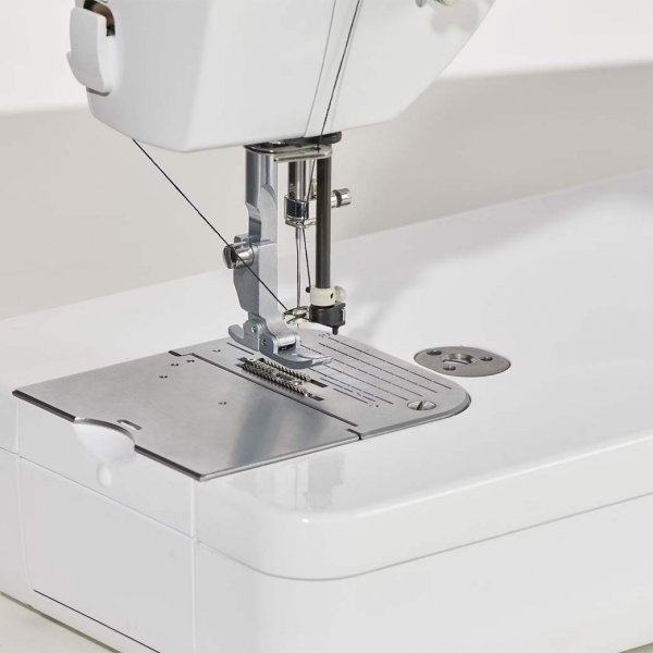 Nålträdare på Brother PQ1600S