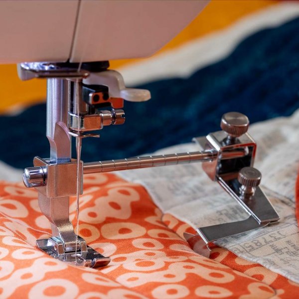 Monterad quiltguide på en Brother PQ1600S
