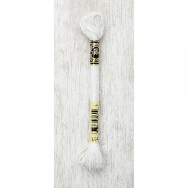 DMC Mouliné Light Effects E940 Glow-in-the-dark