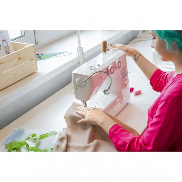 Dagsljuslampa daylight till symaskin