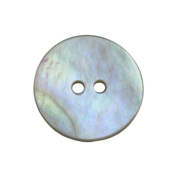 En vacker pärlemoknapp i naturvit färg med diameter 20mm.