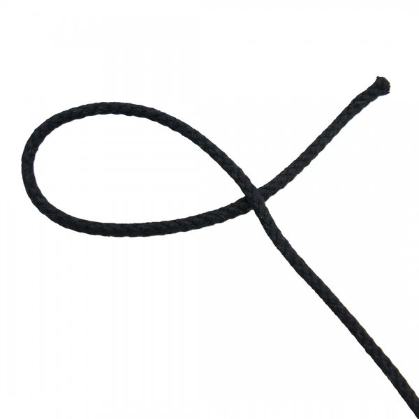 Svart anorakssnöre i bomull med tjocklek på 4mm.