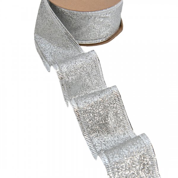 Glittrigt band med stålkant i färgen silver.