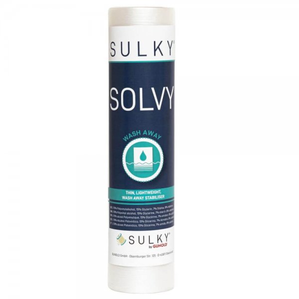 Transparent rulle av SULKY Solvy, en tunn vattenlöslig brodyrfilm för stabilitet på frotté och fleece.
